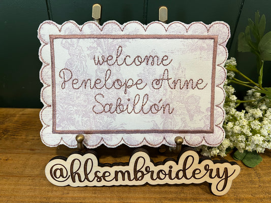🌸 Heirloom Scalloped Name Card