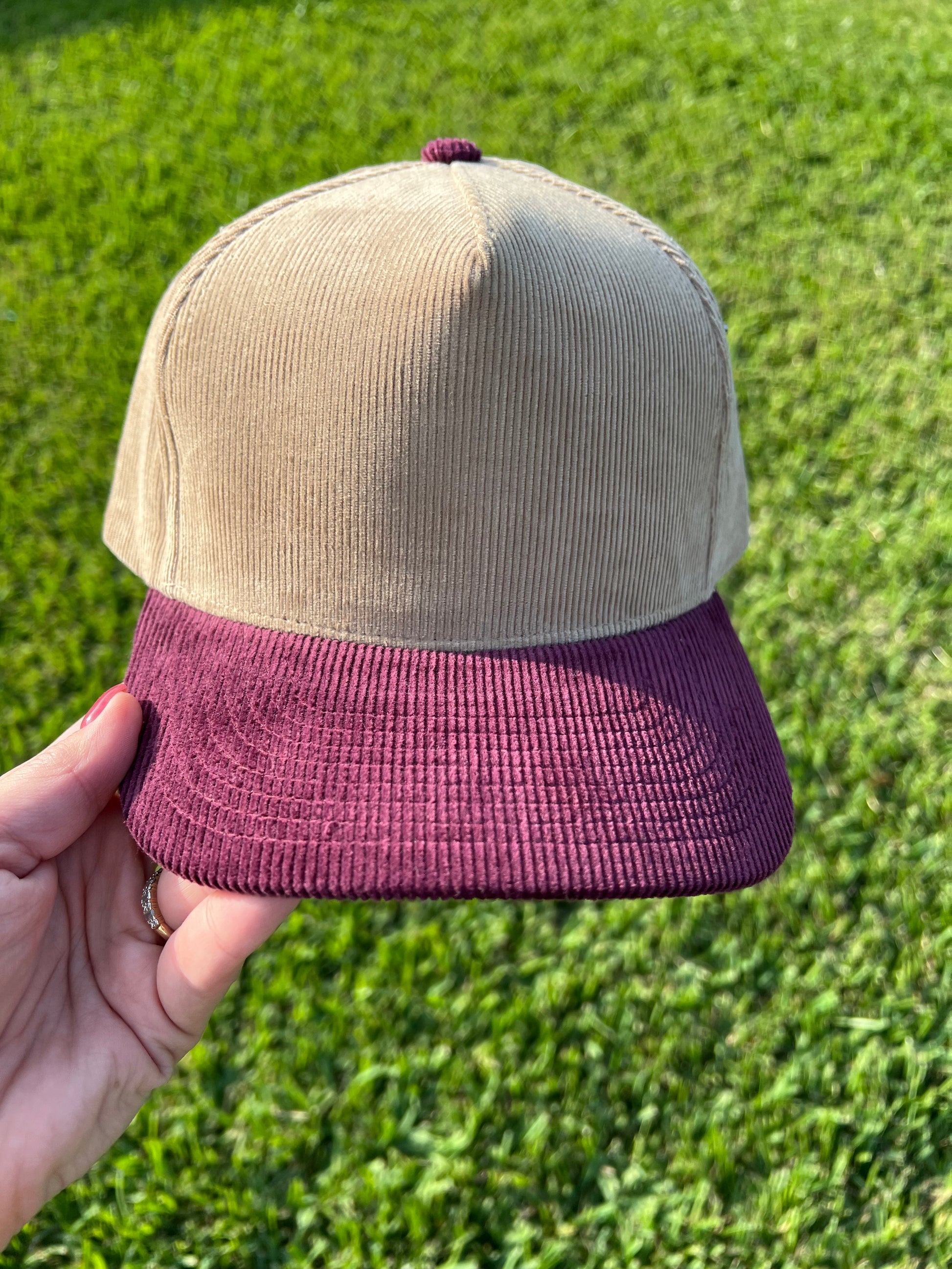 Beige and maroon corduroy cap